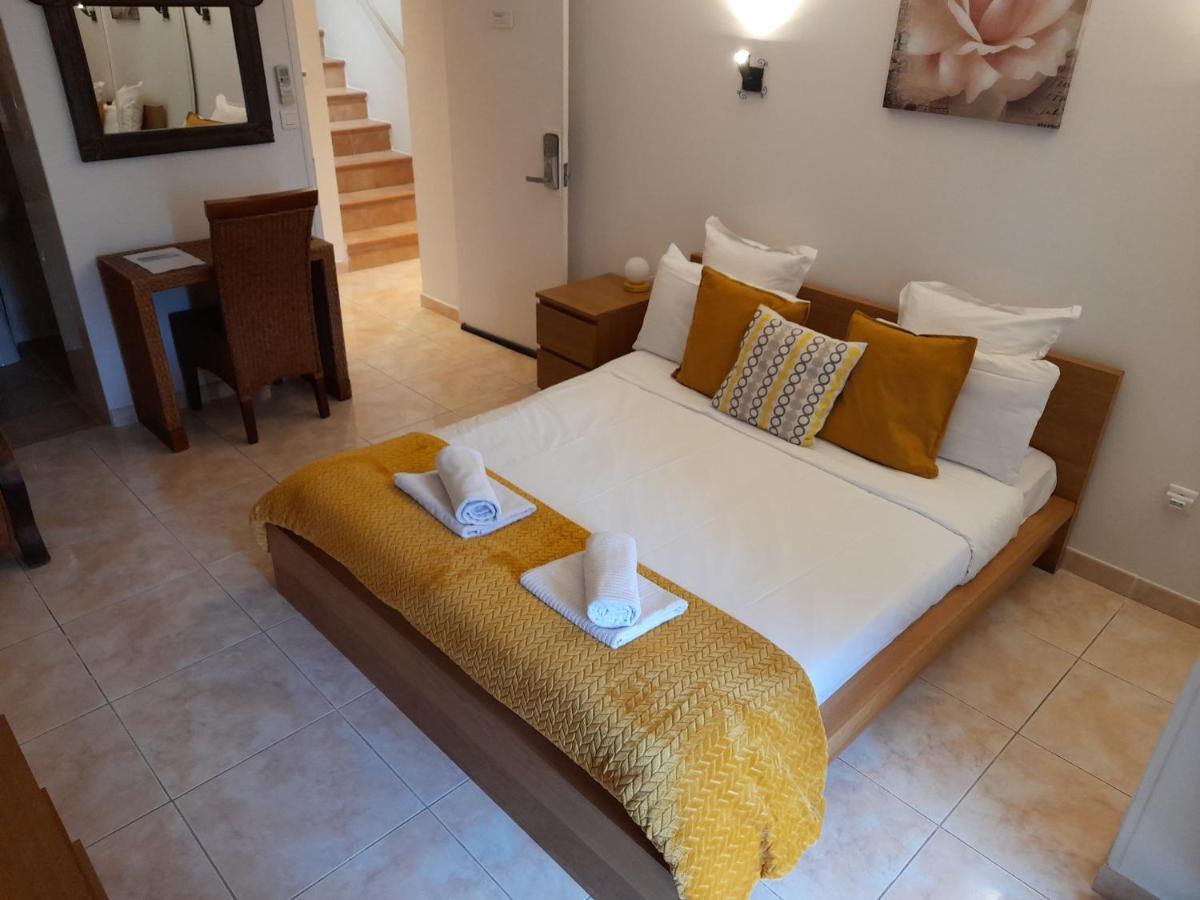 Hotel Villa Maya Gassin Exteriör bild